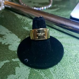 14k gold plated Michael Kors ring